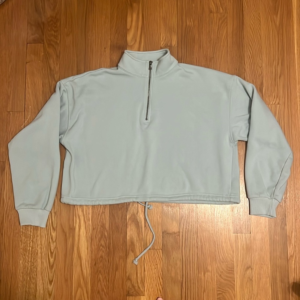 American Eagle blue cropped cinched waist 1/4 Zip size‎ medium